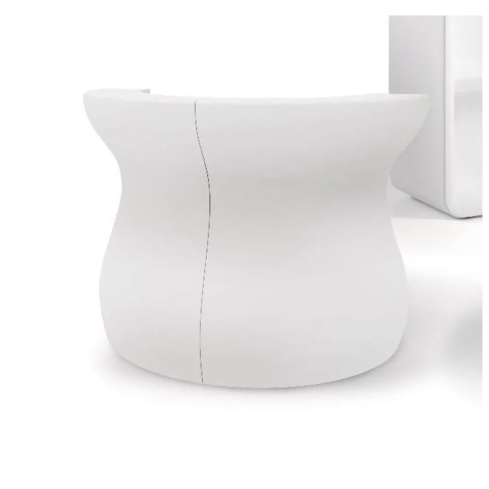 Angolo Bar Bartolomeo Corner Di Plust, Realizzato Interamente In Italia In Polietilene.