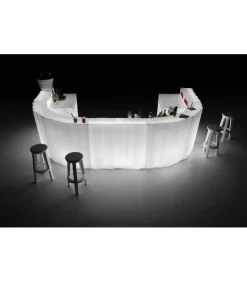 Bancone Bar Frozen Desk Di Plust, Realizzato In Polietilene Per L'Outdoor. Made In Italy.