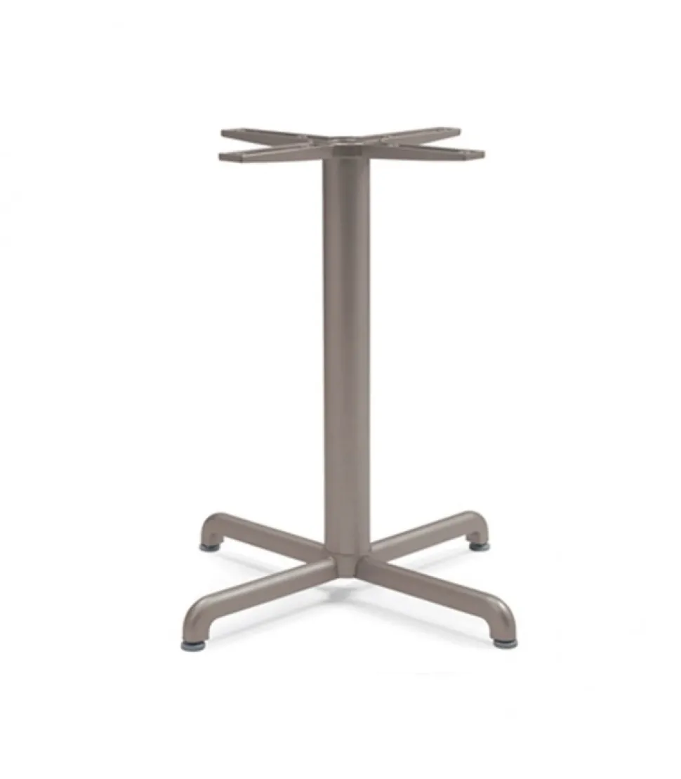 Calice Alu , Tavolo Per Esterni Con Piedini Regolabili