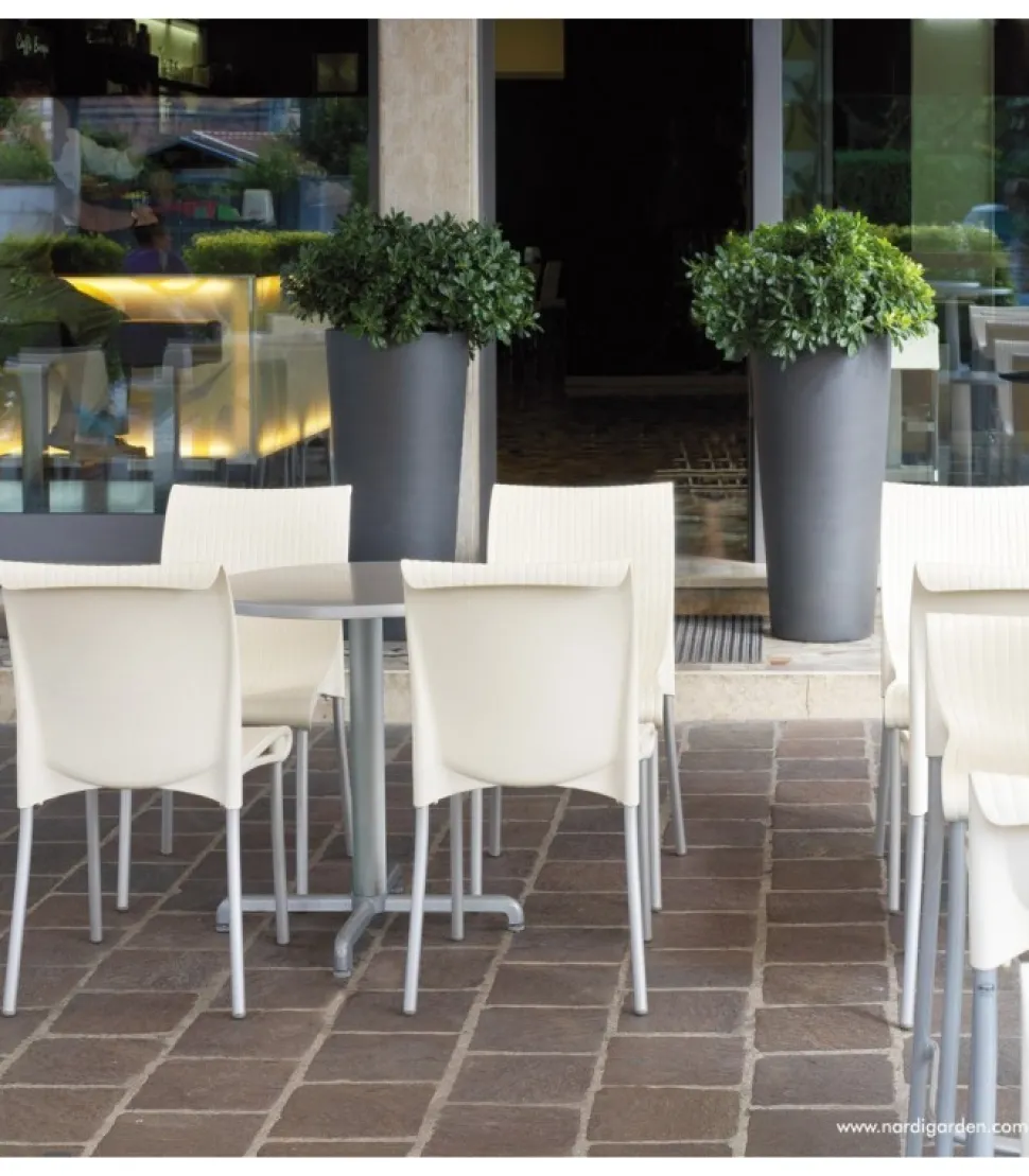 Calice Alu , Tavolo Per Esterni Con Piedini Regolabili