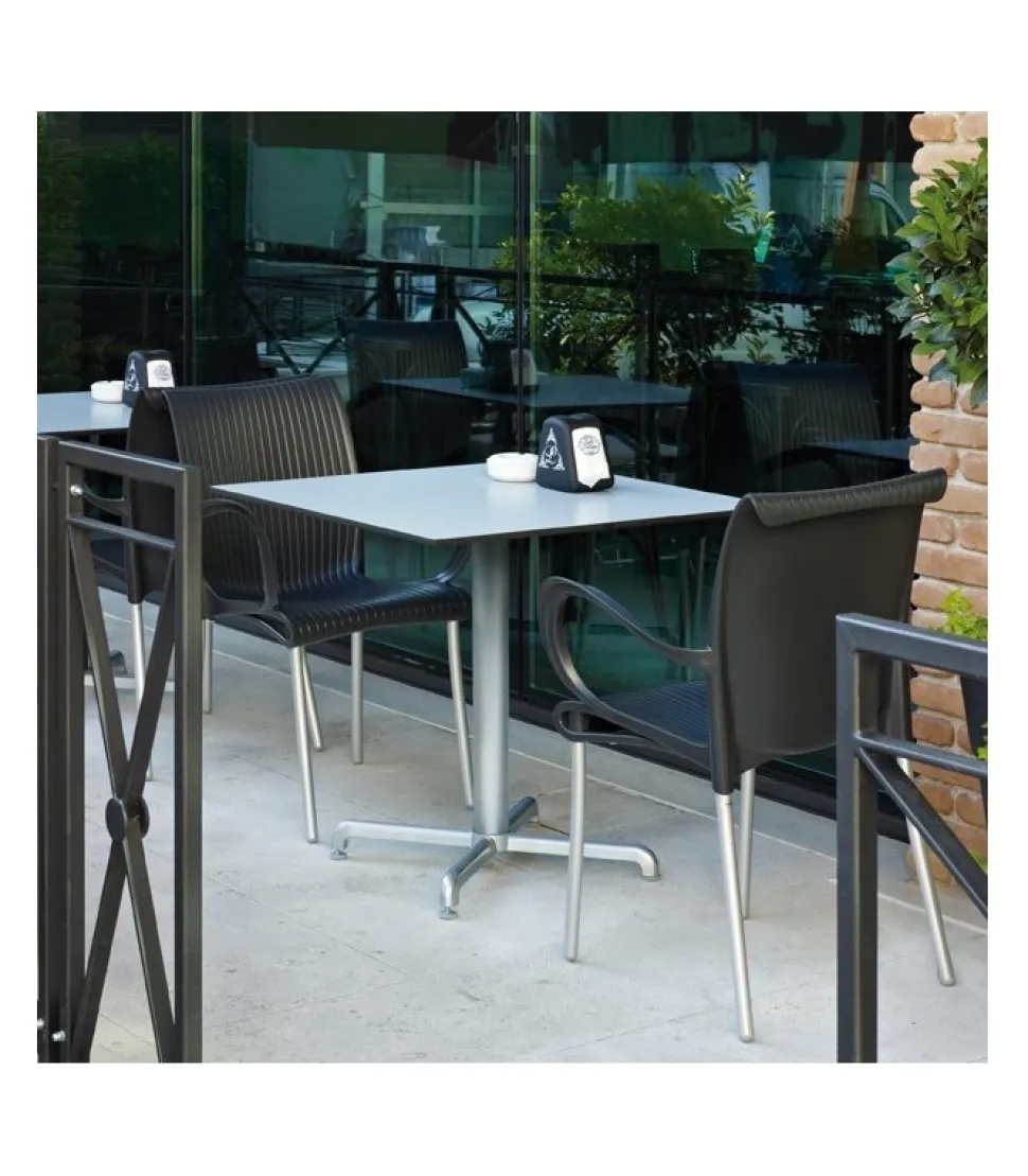 Calice Alu , Tavolo Per Esterni Con Piedini Regolabili