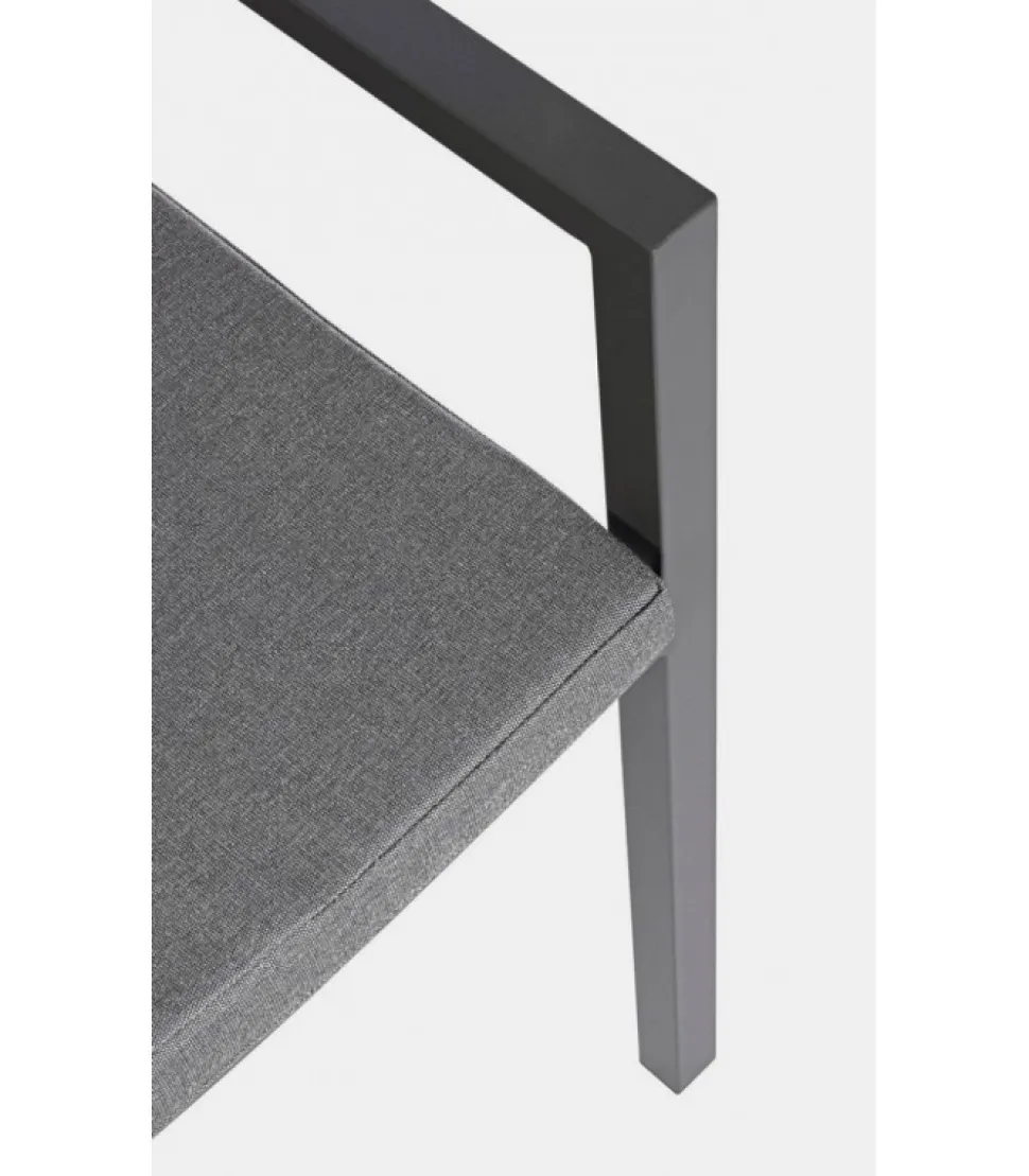 C-C Helina Sedia Impilabile