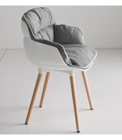 Choppy Bl, Con 4 Gambe In Legno.