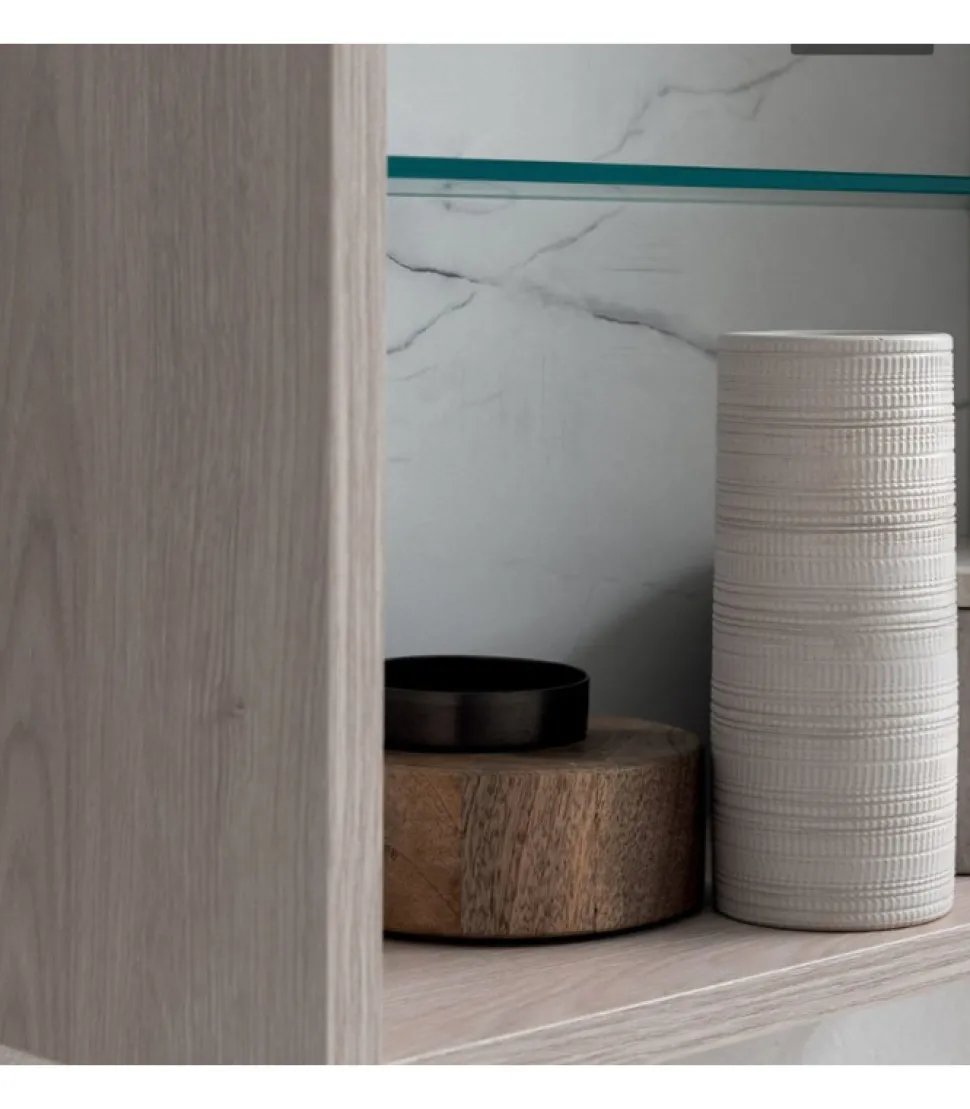 Composizione Bagno Del Gruppo B201 Di Compab, Realizzata Interamente In Italia.