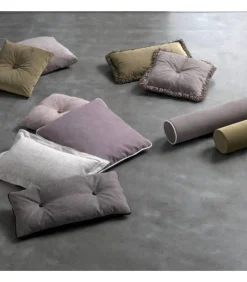 Cuscini Assortiti Per Divano E Per Letto Imbottito Un'Offerta Senza Limiti