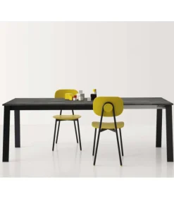 Delta Plus E' Un Tavolo Che Appartiene Al Programma Idea Cucina