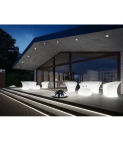 Divano Da Giardino In Polietilene, Realizzato Da Plust In Italia, Certificato Da Catas.