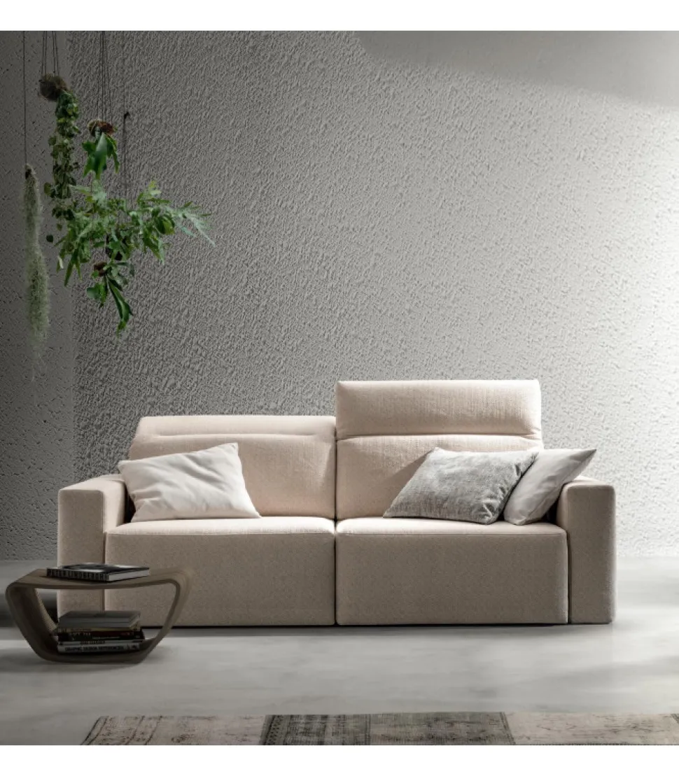 Divano Glide, Forme In Movimento Con La Seduta Estraibile E Schienali Reclinabili