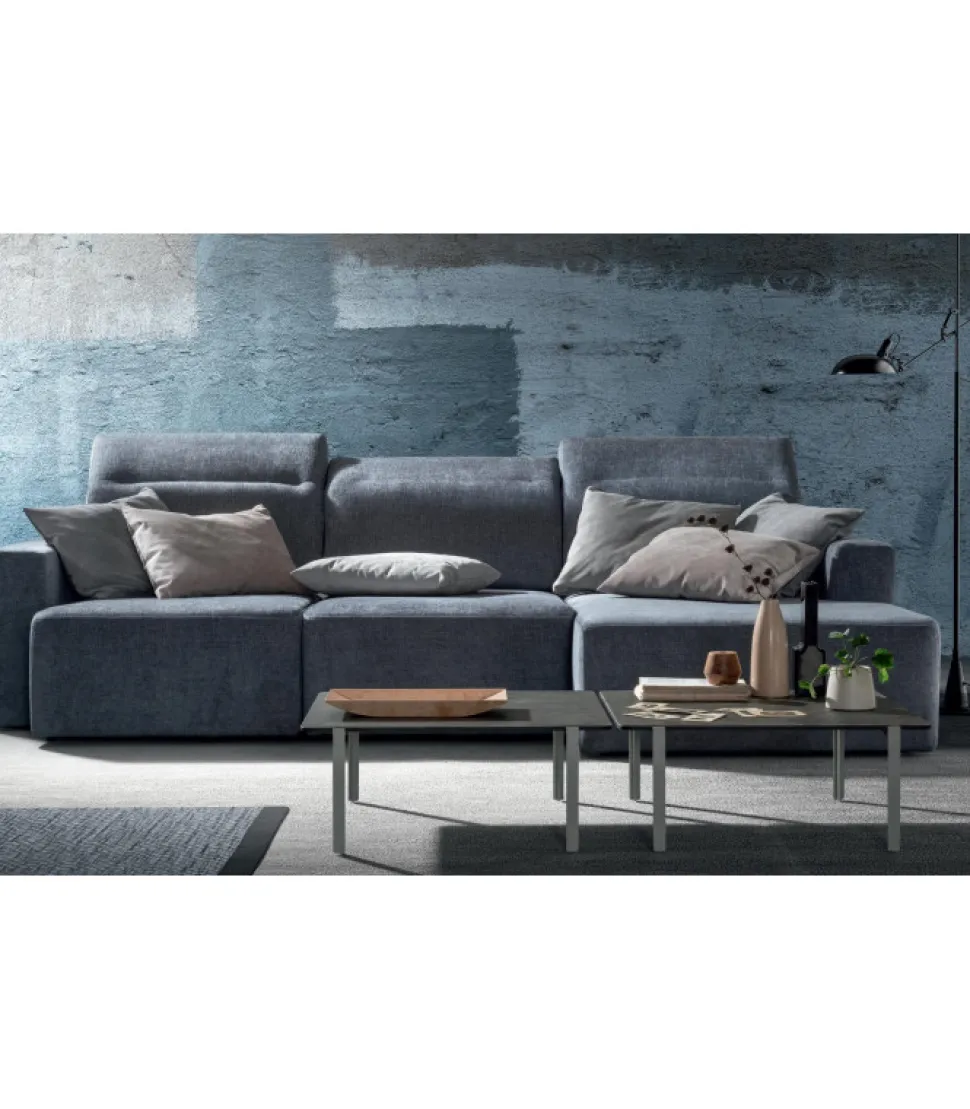 Divano Glide, Forme In Movimento Con La Seduta Estraibile E Schienali Reclinabili