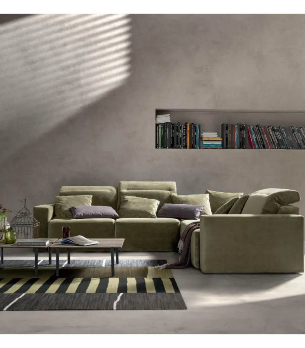 Divano Glide, Forme In Movimento Con La Seduta Estraibile E Schienali Reclinabili