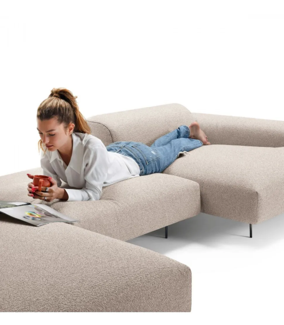 Divano Limitless, Contattaci Privatamente Per Modificare Dimensione E Forma Con Un Preventivo Personalizzato.