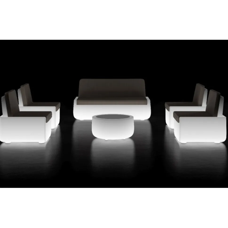 Divano Per Indoor E Outdoor, In Polietilene, Con Seduta E Schienale Imbottiti E Rivestiti, E Sfoderabile.