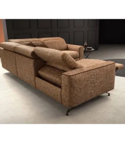 Divano Space Express Di Samoa Con Sistemi Integrati Relax E Runner