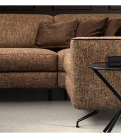 Divano Space Express Di Samoa Con Sistemi Integrati Relax E Runner