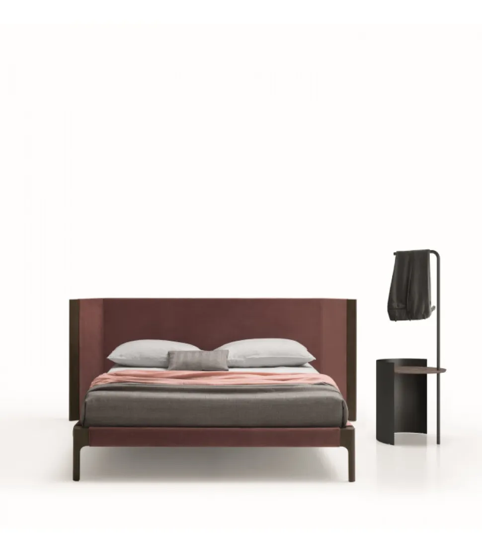 Elegante Letto In Tessuto E Ecopelle, Abbianato Al Legno