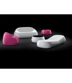 Fioriera In Polietilene Per L'Outdoor, Realizzata In Italia Da Plust.