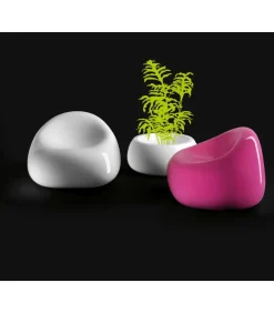 Fioriera In Polietilene Per L'Outdoor, Realizzata In Italia Da Plust.