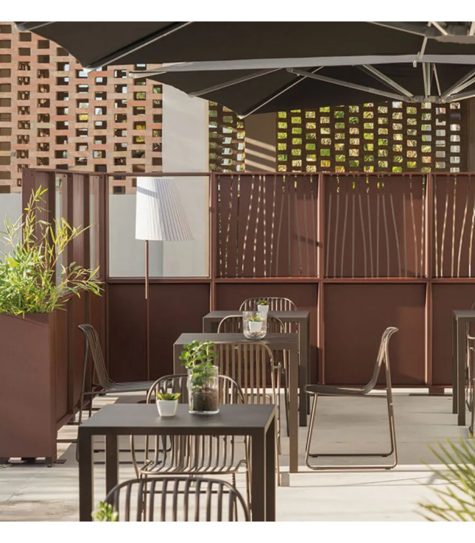 Fioriera Patchwall Per Il Contract, Made In Italy.