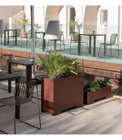 Fioriera Patchwall Per Il Contract, Made In Italy.