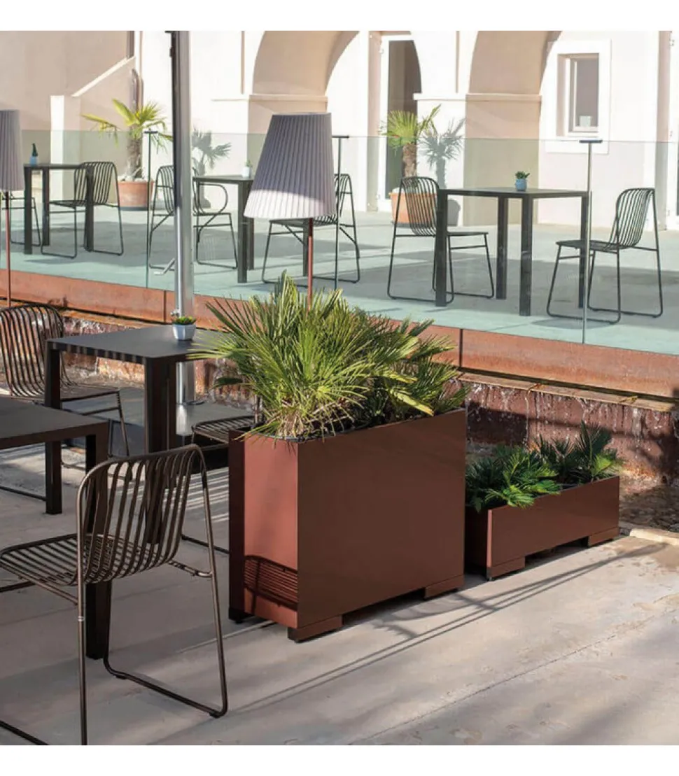 Fioriera Patchwall Per Il Contract, Made In Italy.