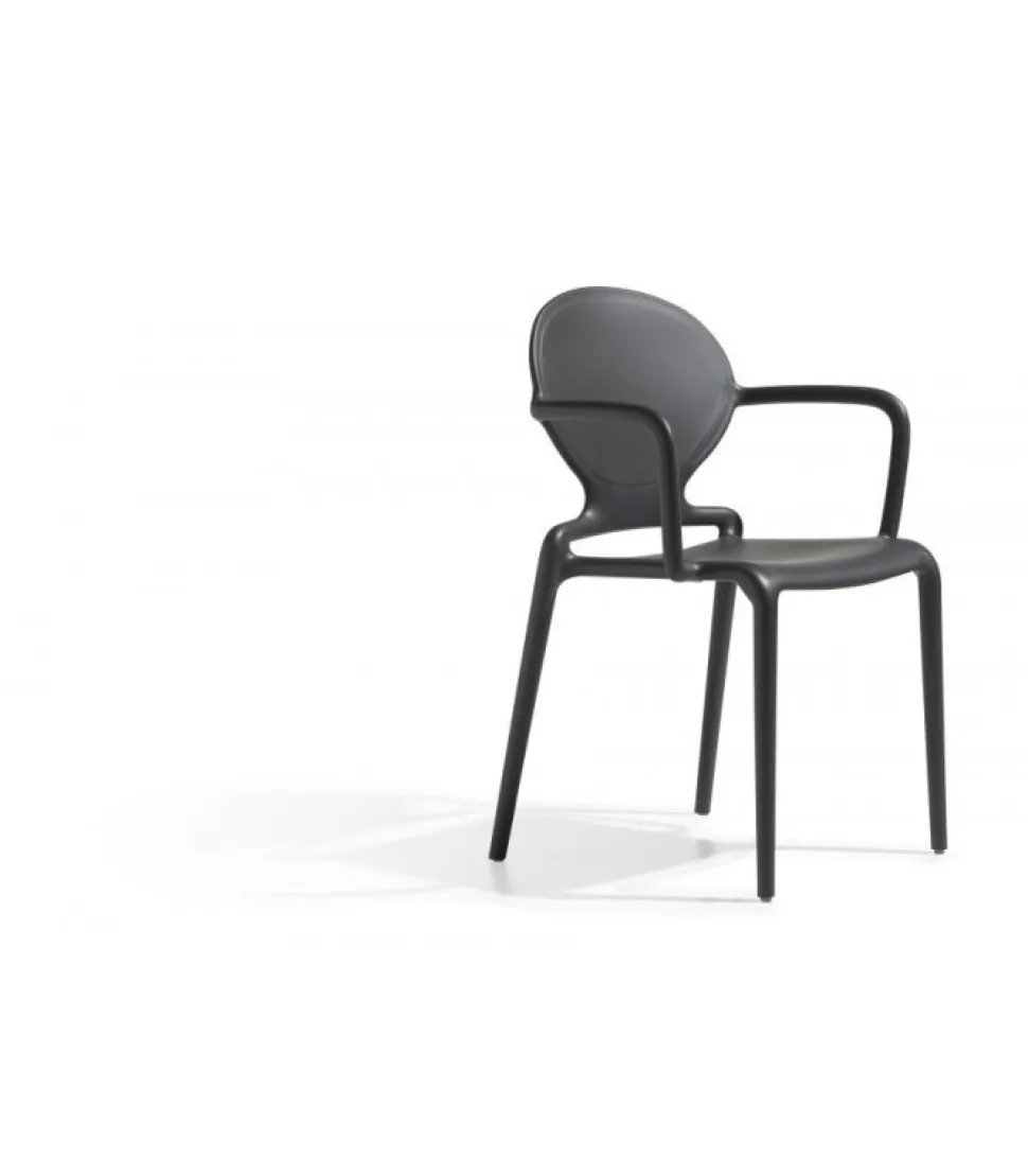 Gio, La Sedia Italiana Da Giardino. Realizzata Da Scab In Tecnopolimero, Per L'Outdoor.