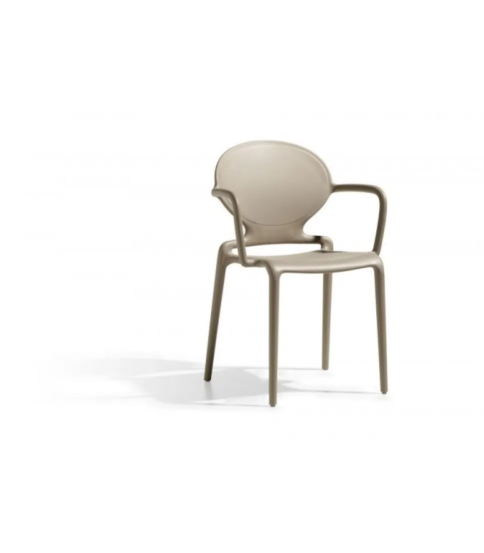 Gio, La Sedia Italiana Da Giardino. Realizzata Da Scab In Tecnopolimero, Per L'Outdoor.