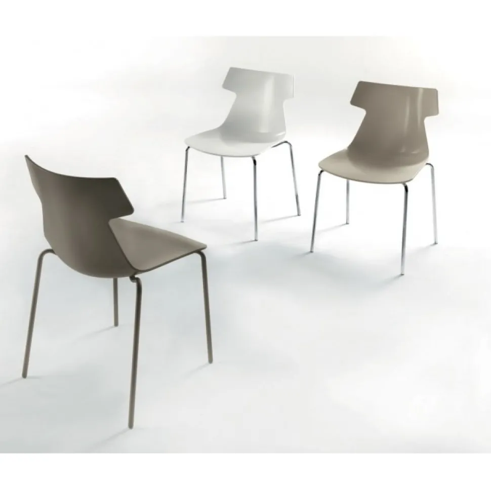 Giulia Outdoor, Sedia Realizzata Per Il Tuo Giardino.