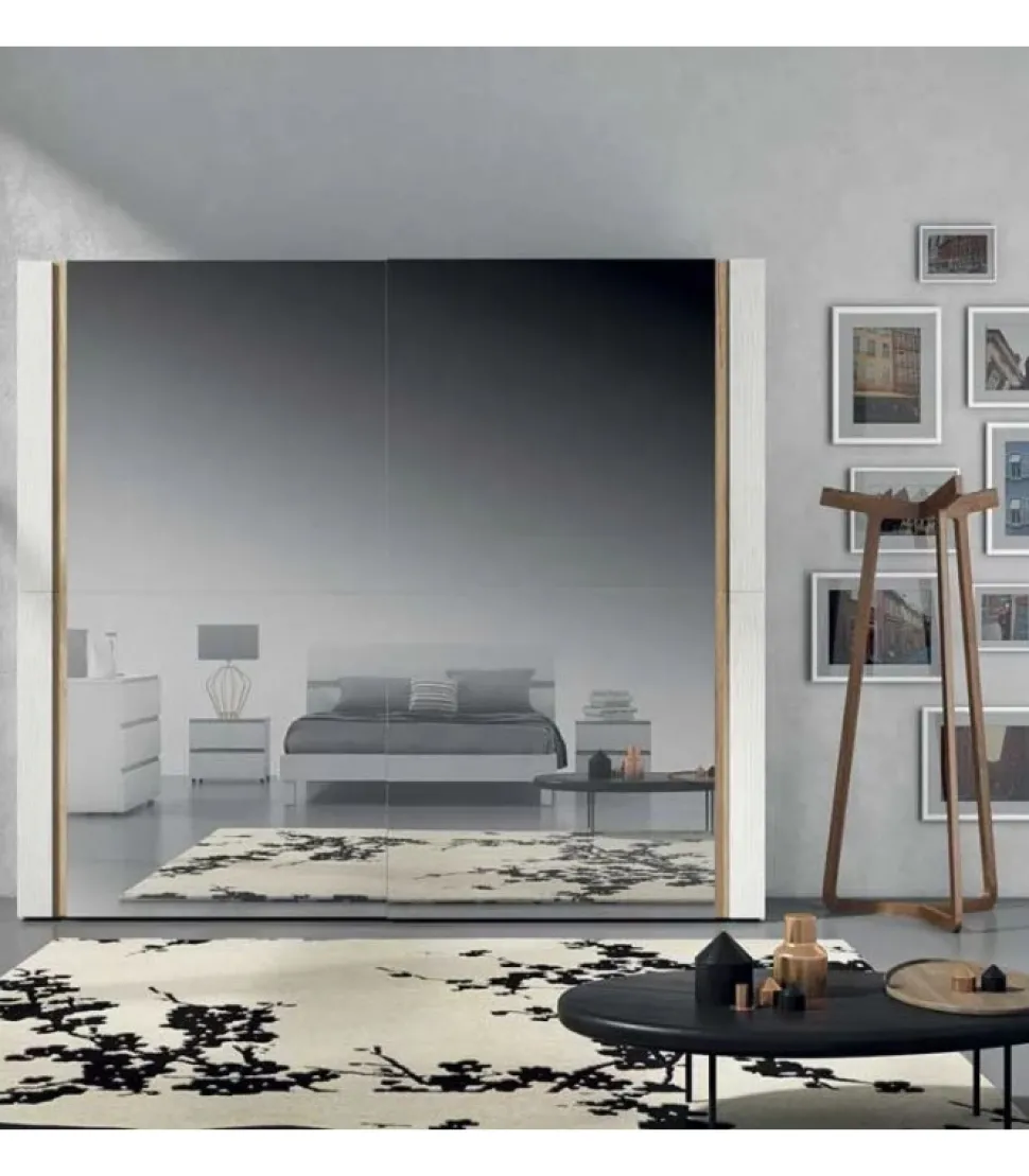 Gold 17, Armadio 100% Made In Italy.