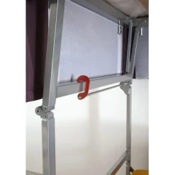 Hans Un Bel Divano E Un Comodo Letto A Castello