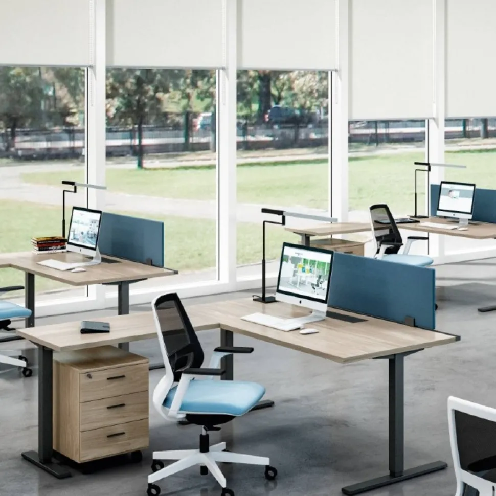 Idea Tube Scrivania Con Struttura In Metallo E Piano In Laminato Di Molti Colori