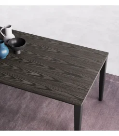 Il Tavolo Edimburgo E Un'Eccellente Scelta Per Coloro Che Cercano Un'Opzione Che Unisca Stile E Funzionalita.