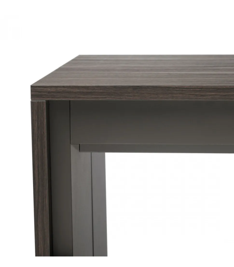 In Laminato Di Vari Colori E Struttura Rinforzata In Alluminio