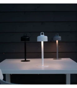 Lampada Da Tavolo Per L'Outdoor, Made In Italy.