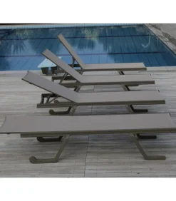 Lettino Prendisole Podio Con Maglia Flessibile.