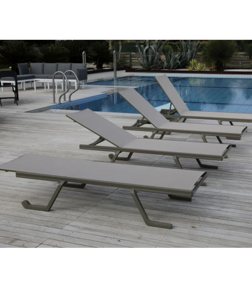 Lettino Prendisole Podio Con Maglia Flessibile.