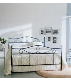 Letto Botticelli, Con Pediera O Semplice Giroletto.