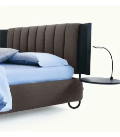 Letto Hug 01 Lines H27, Con Tessuti Sfoderabili.