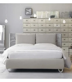 Letto Hug 01 Pillows H27, Con Tessuti Di Rivestimento Sfoderabili.