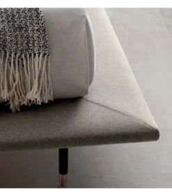 Letto Imbottito Con Piano Rete In Multistrato