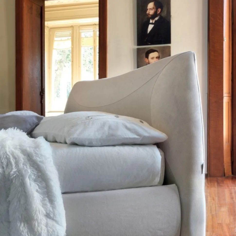 Letto Imbottito Corinne Con Contenitore