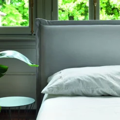 Letto Imbottito Helene Con Contenitore