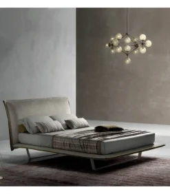 Letto Imbottito Koney Con Rete Autoportante Sottile Ed Elegante Piedini Alti
