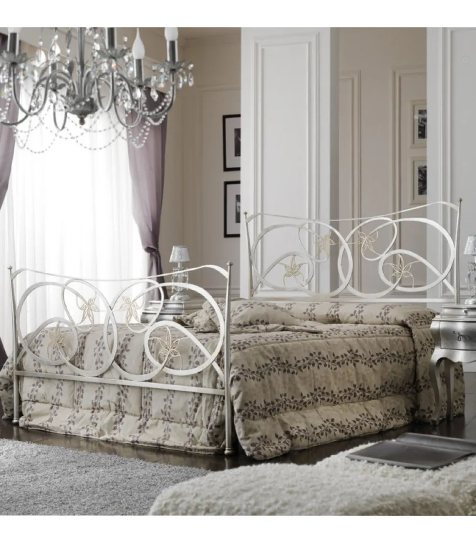 Letto In Ferro Matrimoniale Virginia, Con Pediera O Giroletto