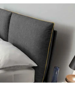 Letto Matrimoniale Imbottito Con Contenitore