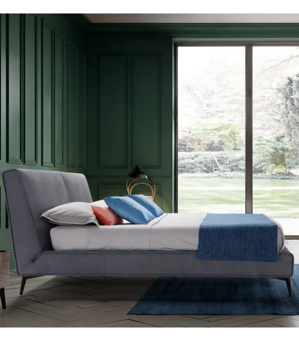 Letto Monza Imbottito E Rivestito.