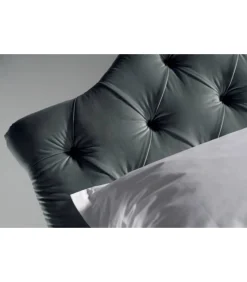 Letto Queen Con Contenitore Testiera Capitonne Con Imbottitura Generose