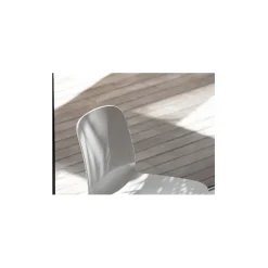 Liu' L-R, Sedia In Restilon