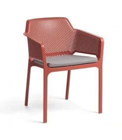 Net, Poltrona Con Braccioli Per Interni Ed Esterni