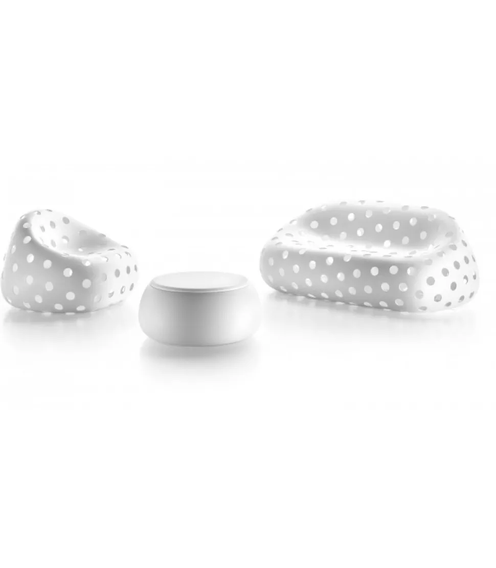 Poltrona Airball Di Plust, Realizzata Interamente In Italia In Polietilene.