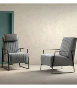 Poltrona Angy Imbottita Con Braccioli In Metallo Brunito Colore Moka